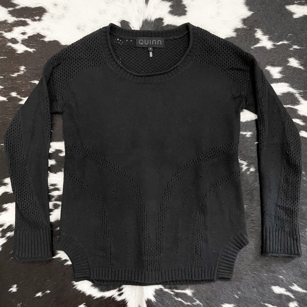QUINN Cashmere Sweater Small